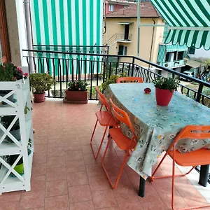 Yellow Submarine Freeparking Petfriendly Appartement