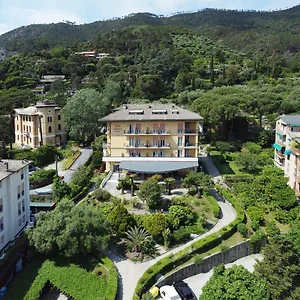 Hotel Adriana